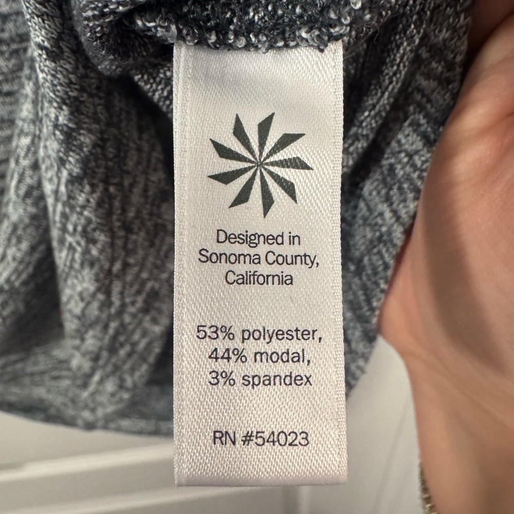 Athleta Gray Marled Long-Sleeve Pullover - Picture 6 of 8